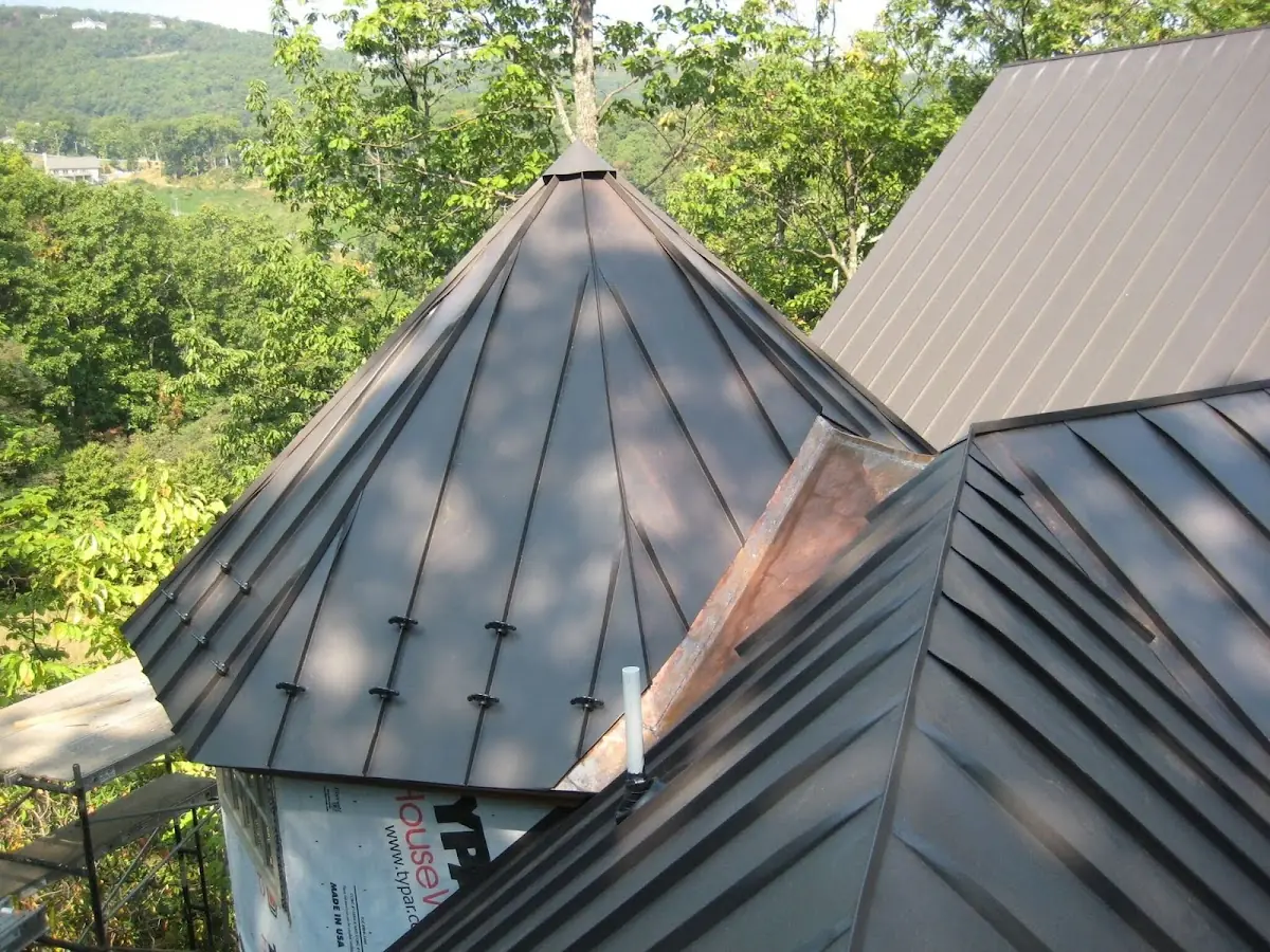 Professional Gutter Cleaning by Craftsman Roofing in Tanaina